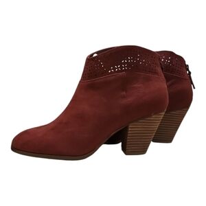 NEW VIOLET & RED Jackson Laser Cut Bootie size 8